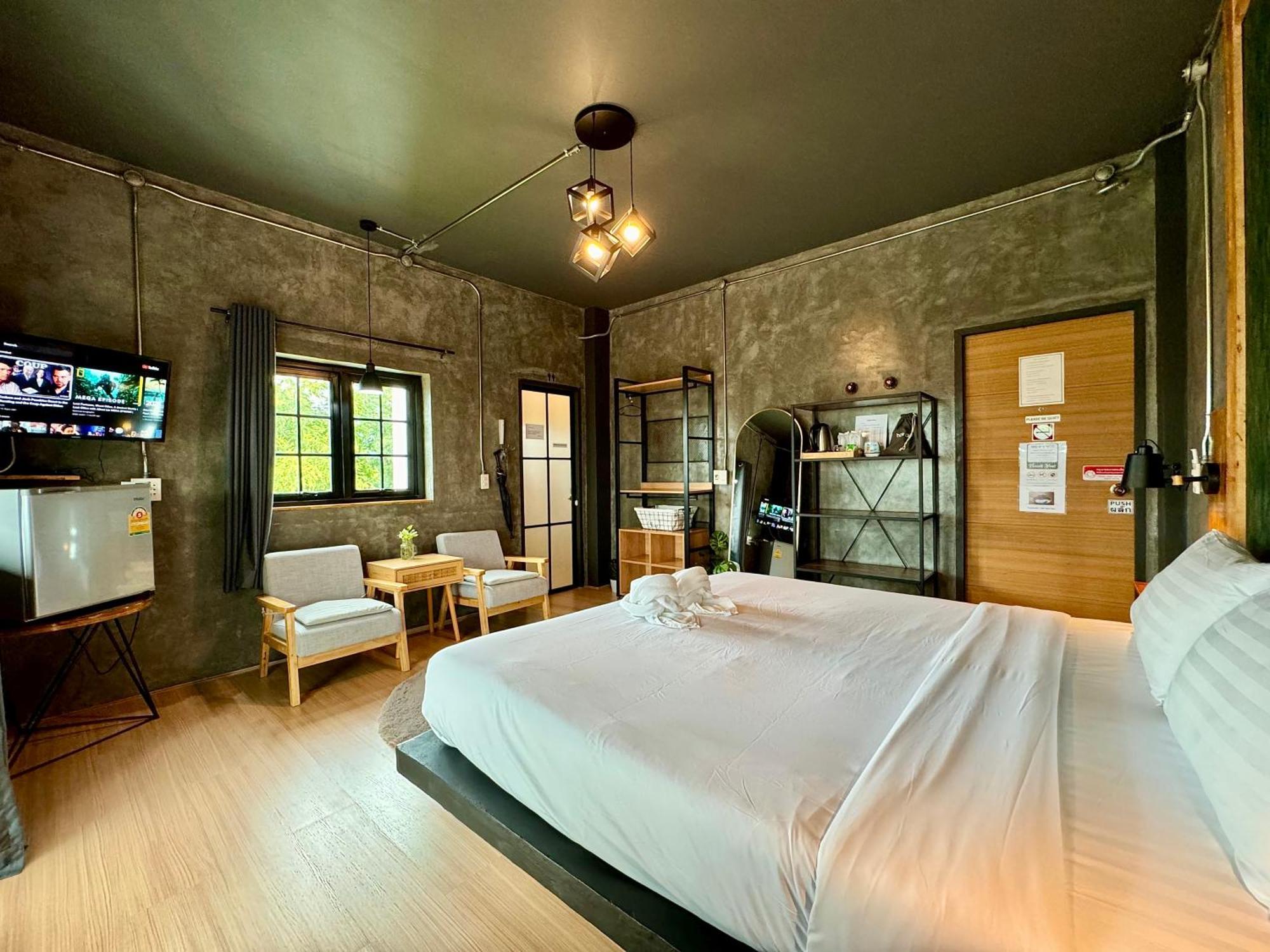 Tanwa Hotel Чиангмай Екстериор снимка