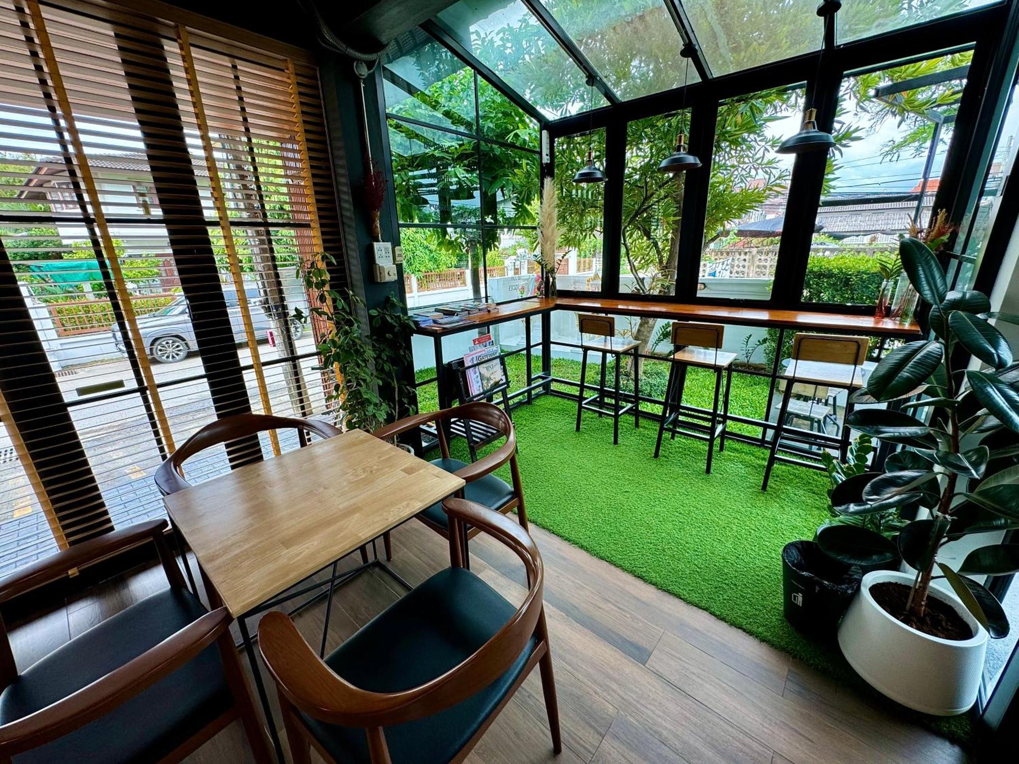 Tanwa Hotel Чиангмай Екстериор снимка