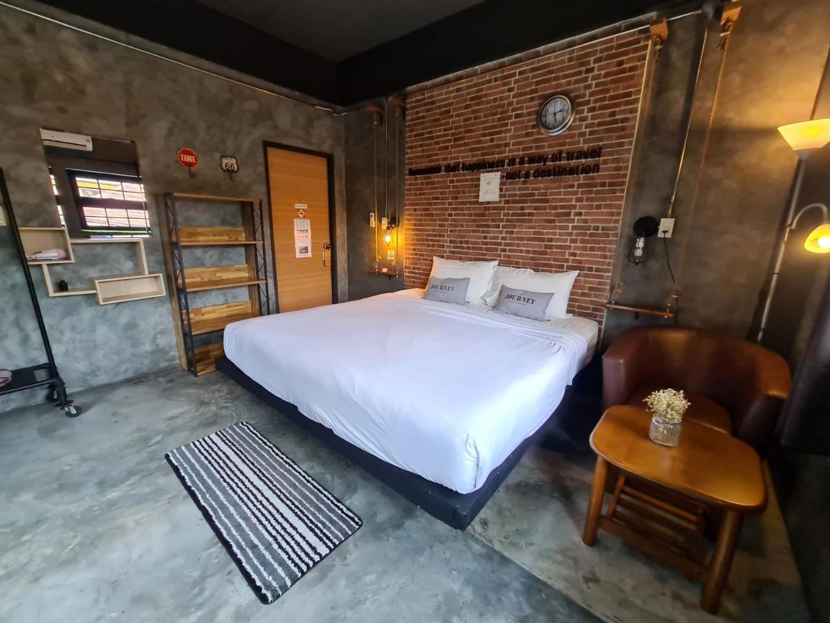 Tanwa Hotel Чиангмай Екстериор снимка